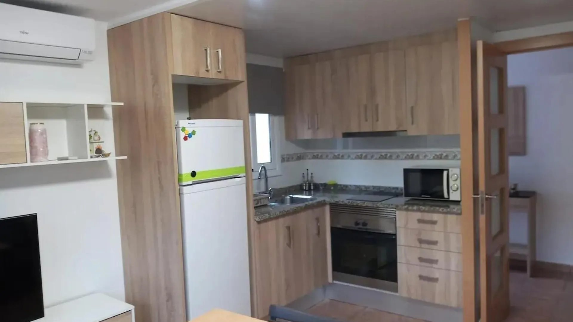 Ideal Apartment With Pool In يوريت دي مار